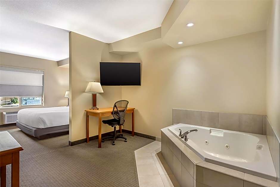 Best Western Plus Service Inn & Suites