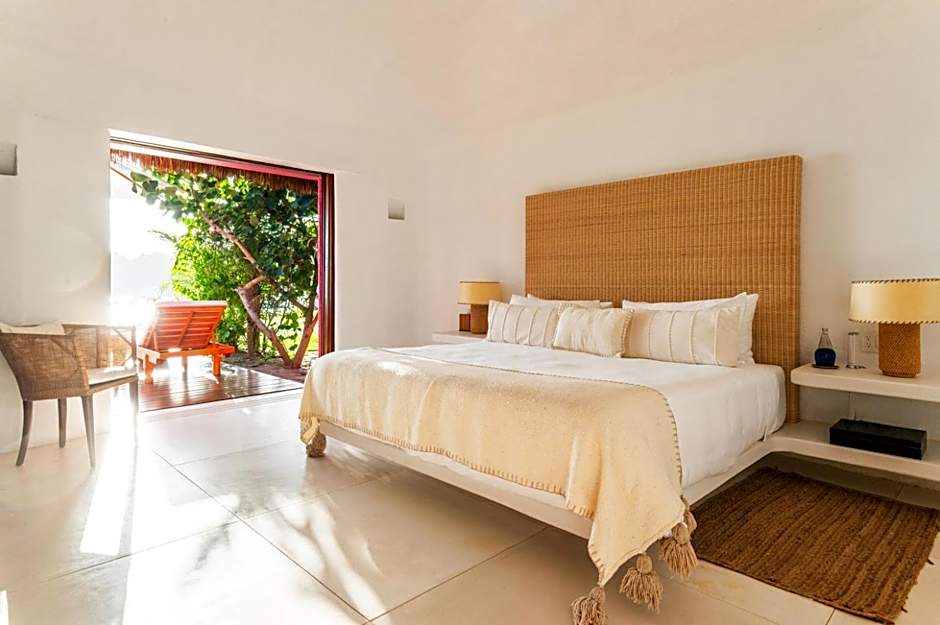Bungalows & Casitas de las Flores in Careyes