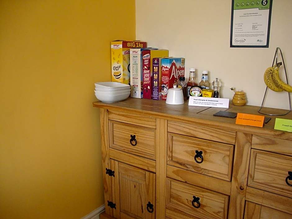 Canal View Bed And Breakfast