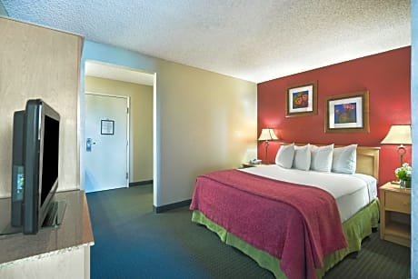 Extended Stay Queen Suite