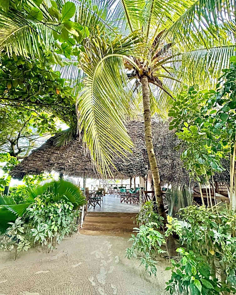HEBE Bungalows Lodge