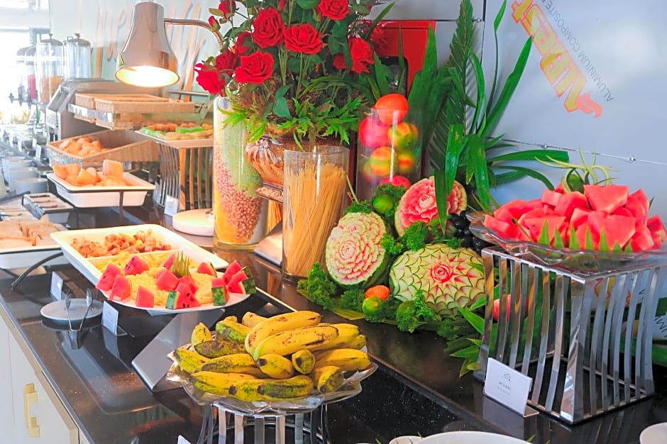 Twilight Beach Hotel