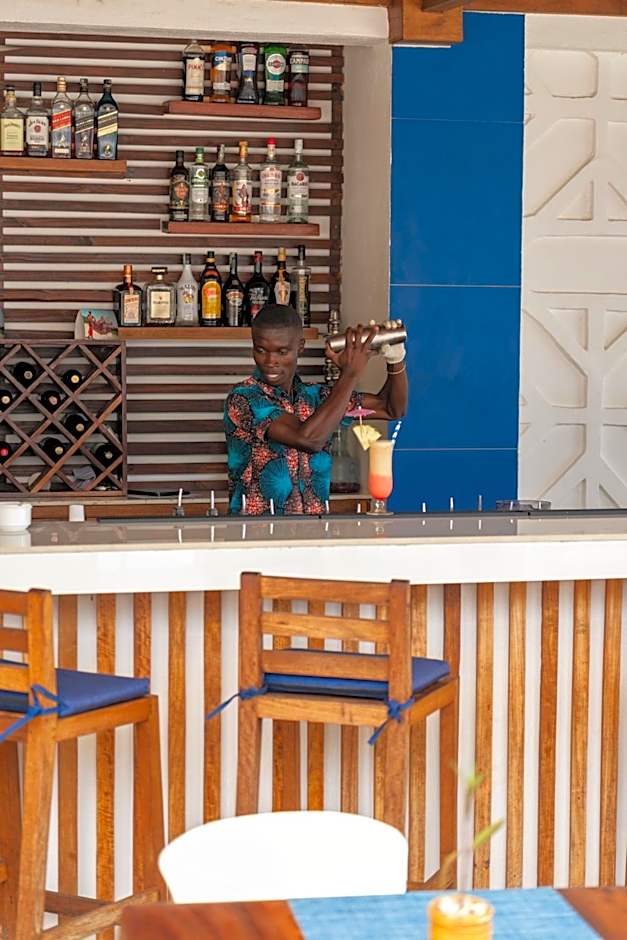 Nungwi Dreams by Mantis