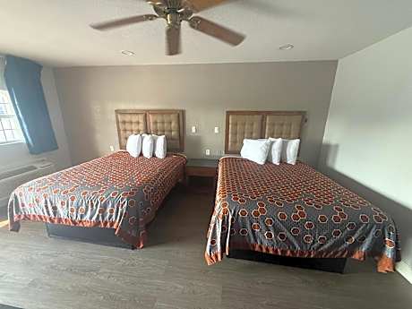 Queen Room with Two Queen Beds