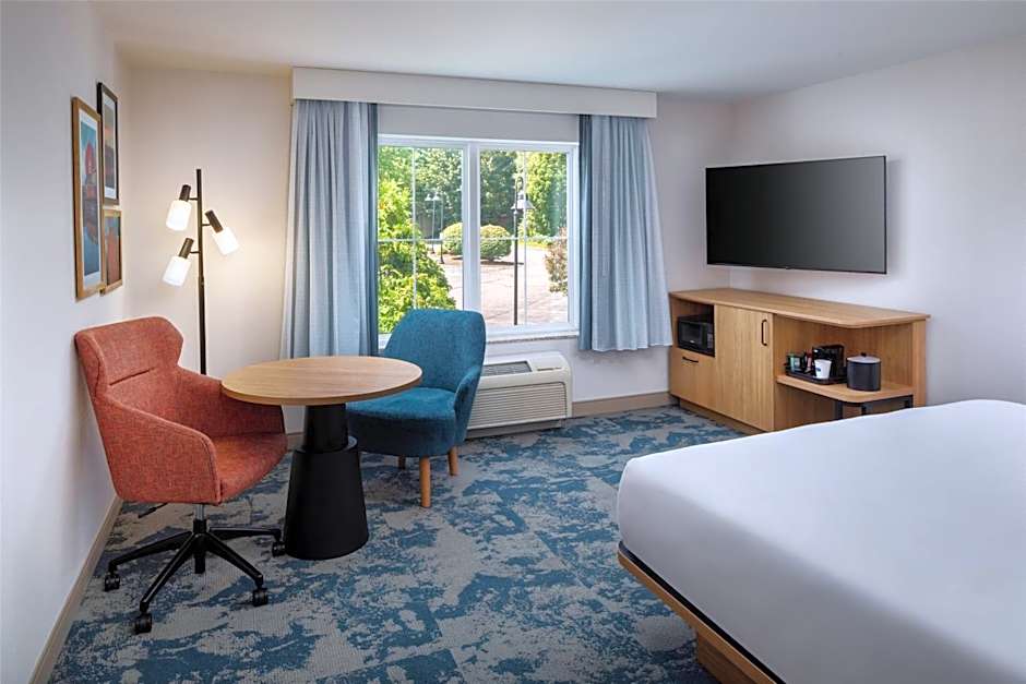 Hampton Inn By Hilton Nashua