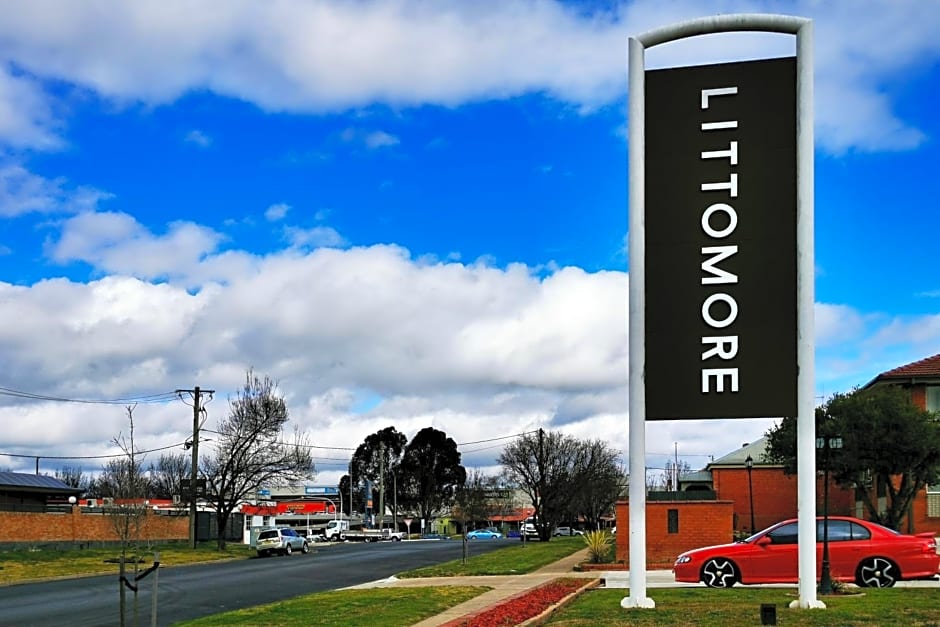 Littomore Hotels & Suites