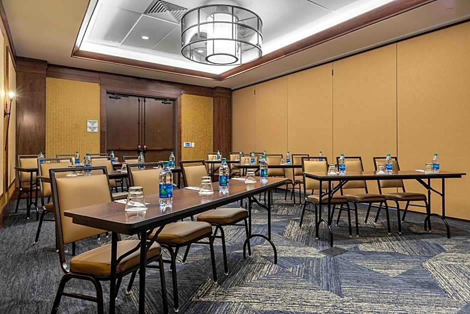 Cambria Hotel Arundel Mills-BWI Airport