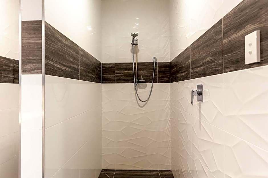 Talisman Hotel & Restaurant