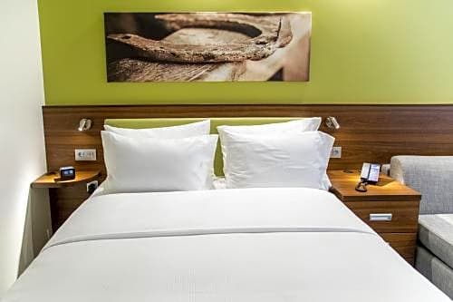 Hampton by Hilton Brest