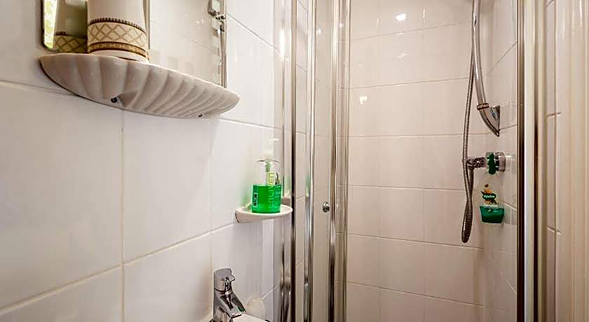 Arden Park Guest House