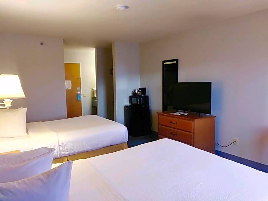 Days Inn by Wyndham Osage Beach Lake of the Ozarks