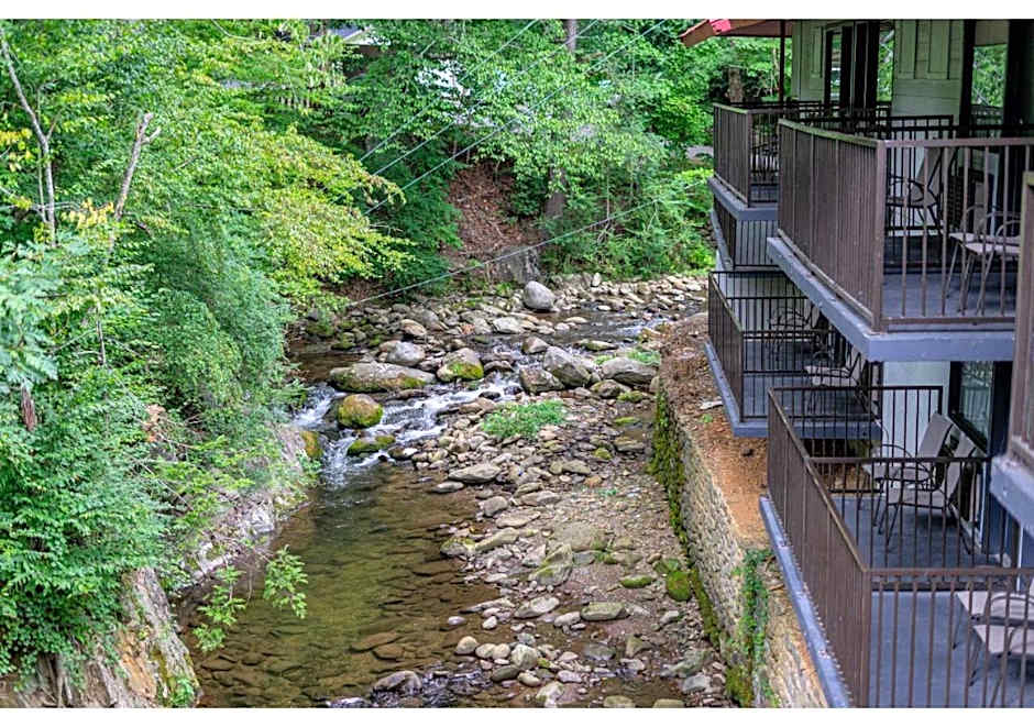 Bear Creek Inn Gatlinburg, TN