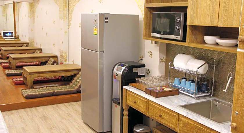 Mariya Lady Hostel  Suvarnabhumi Airport