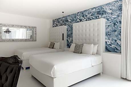 Junior Suite with Private Pool