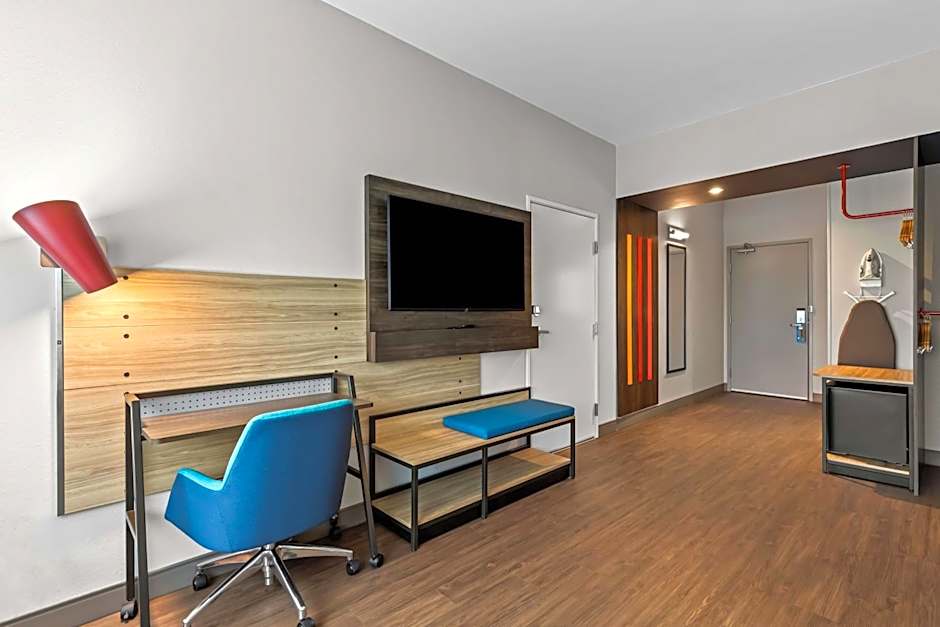 Tru by Hilton Aloha Beaverton