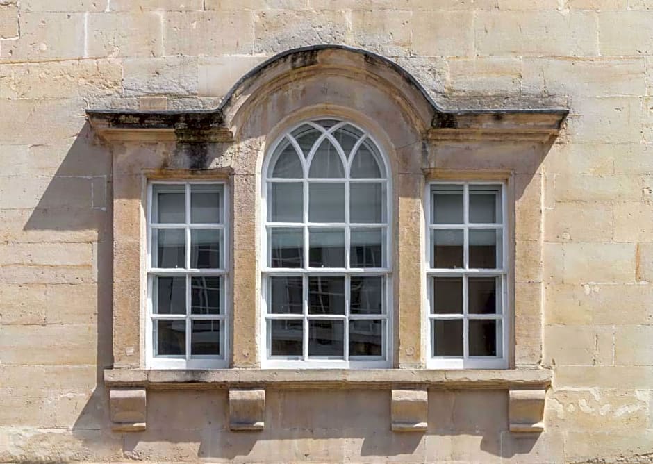 SACO Bath - St James Parade