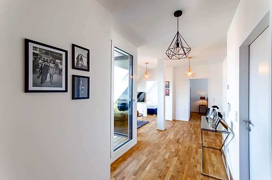 Grand Quarters City Residence