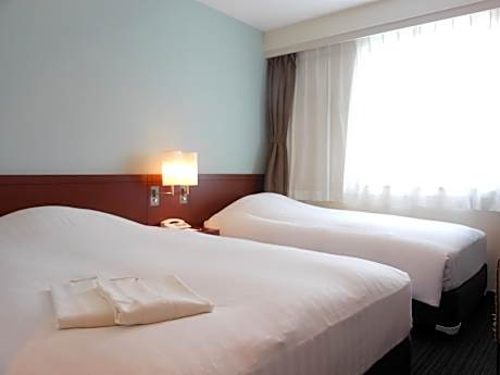 Twin Room - Non-Smoking