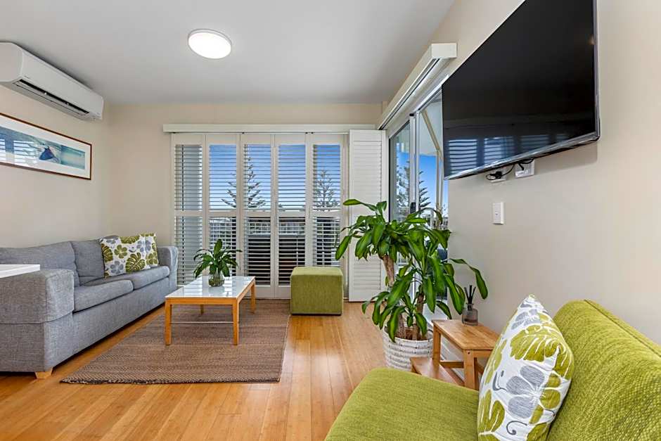 Salt - 2brm apartment with Spa bath and Ocean Views