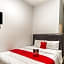 RedDoorz near Graha Cijantung Mall