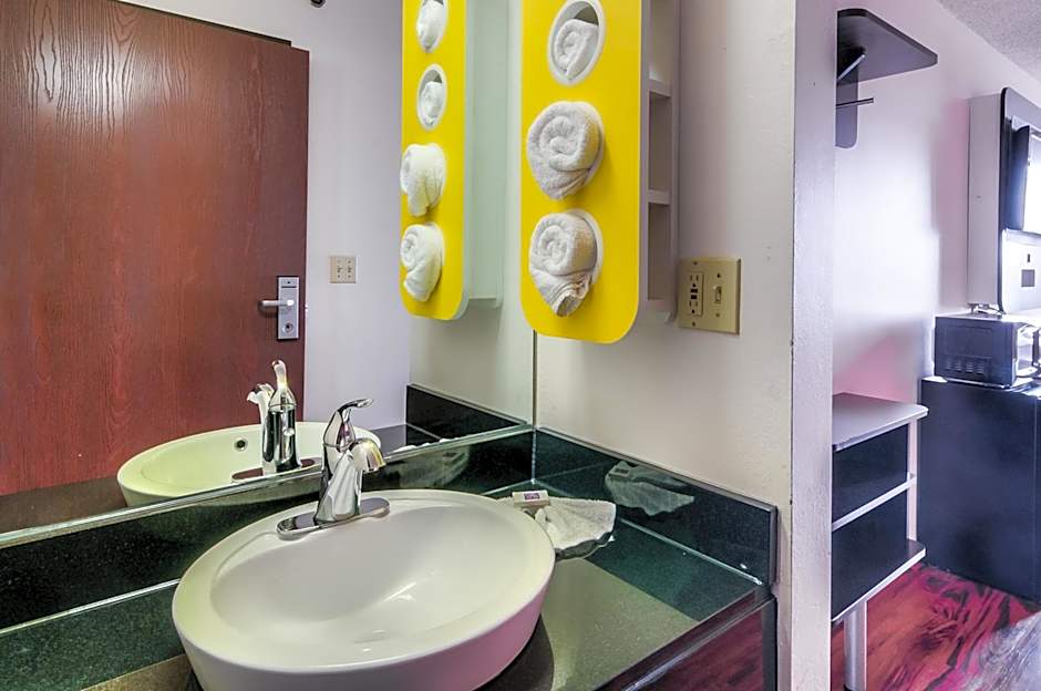 Motel 6-Lansing, IL - Chicago South