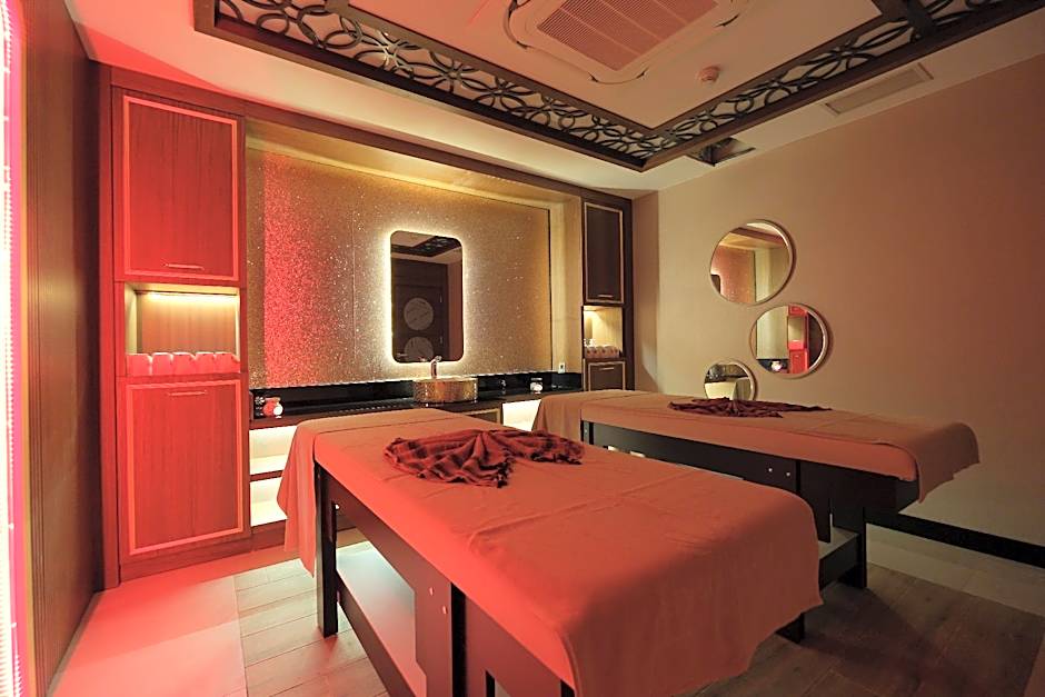 Elysium Deluxe Suites