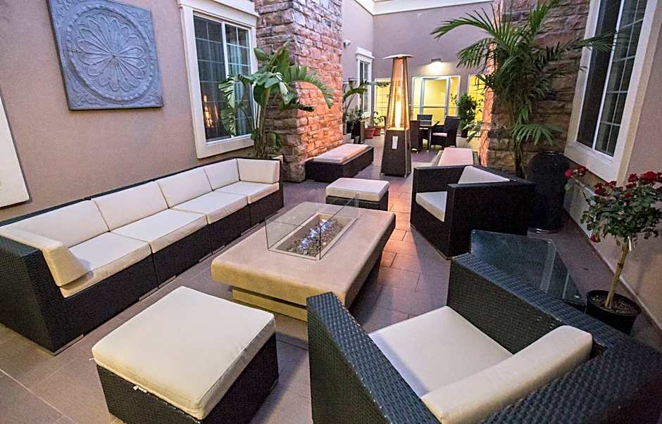 Holiday Inn Express Benicia By IHG