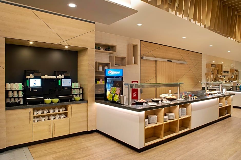 Holiday Inn Frankfurt Airport By IHG