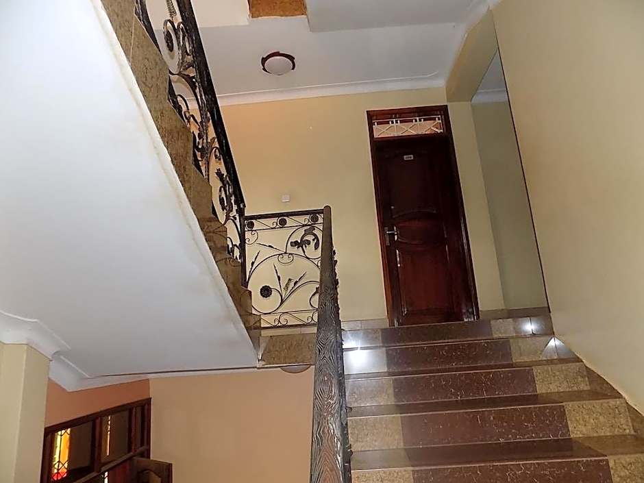 Olina Hotel and Apartments