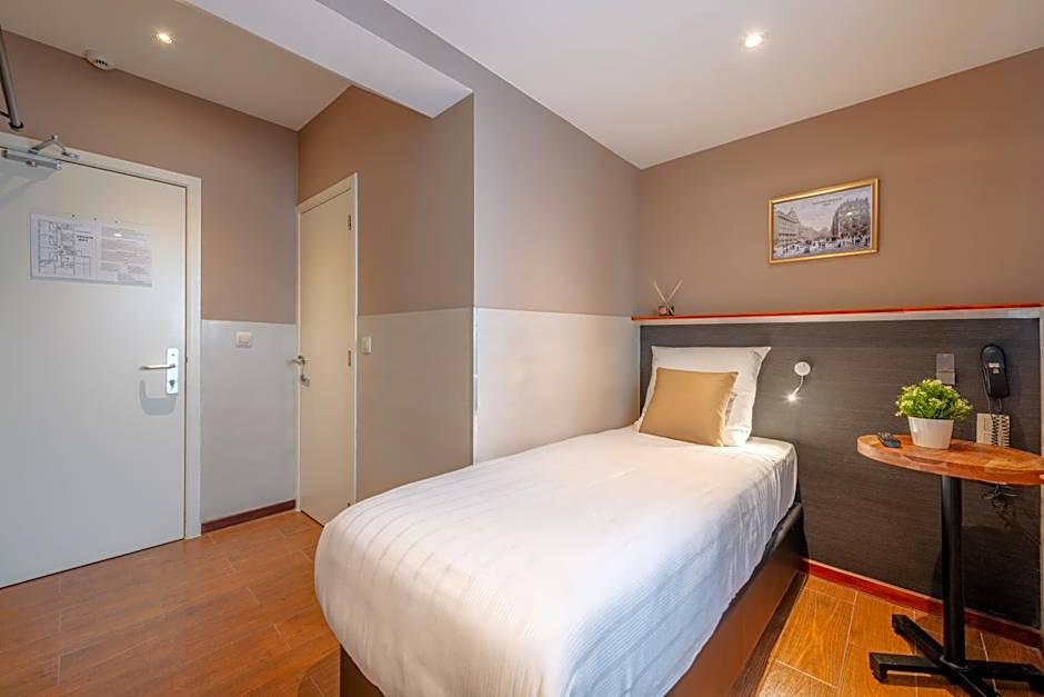 Hotel Barry