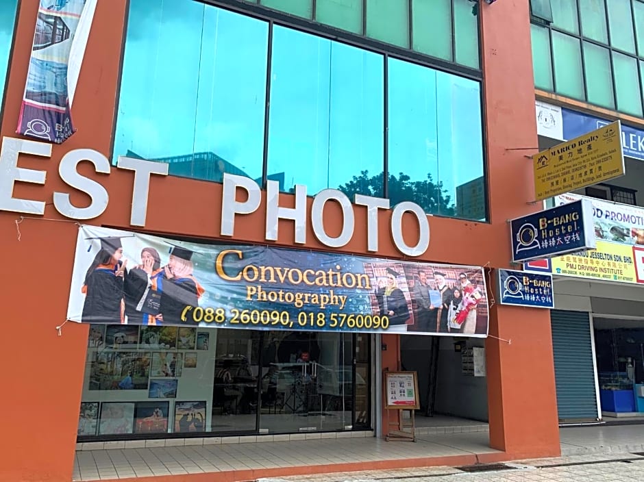 SPOT ON 89900 Jesselton Capsule Inn
