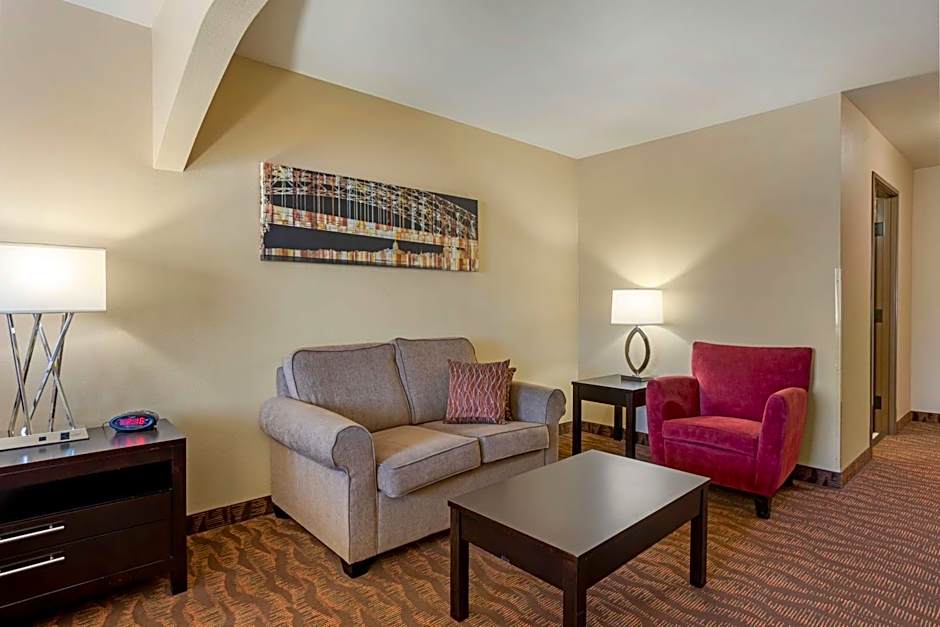 Best Western Plus Capital Inn