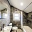 Penn Lodge Hotel & Suites Philadelphia - Bensalem