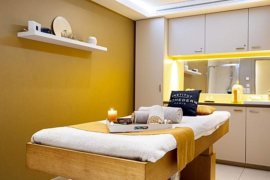 Renaissance by Marriott Aix-en-Provence Hotel