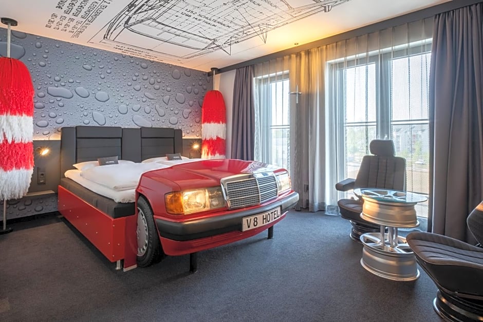 V8 Hotel Köln at MOTORWORLD