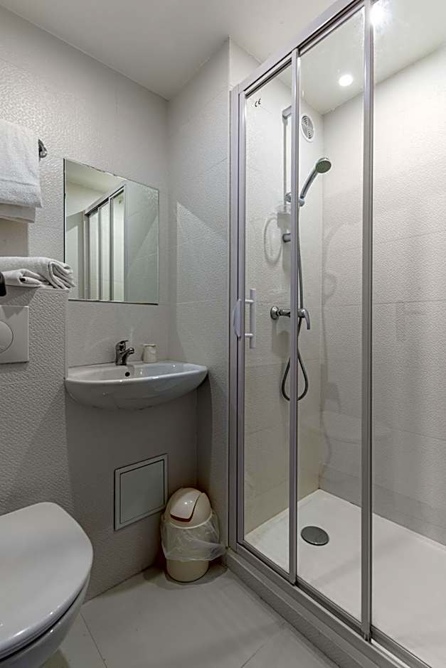 Premiere Classe Rennes Ouest - Le Rheu