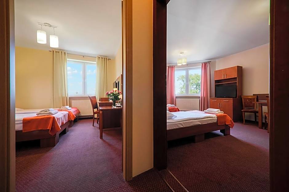 Hotel Restauracja Leliwa