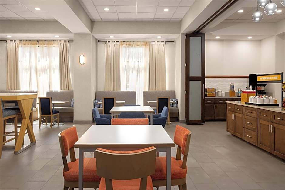 Hampton Inn By Hilton Williamsburg