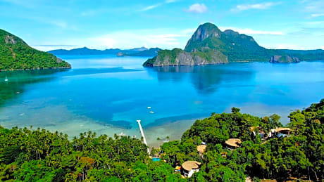 Lihim Resorts