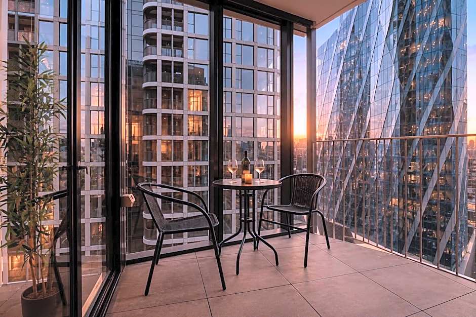 Live Luxe | Blue Haven 2BR Pool & Gym • Parking