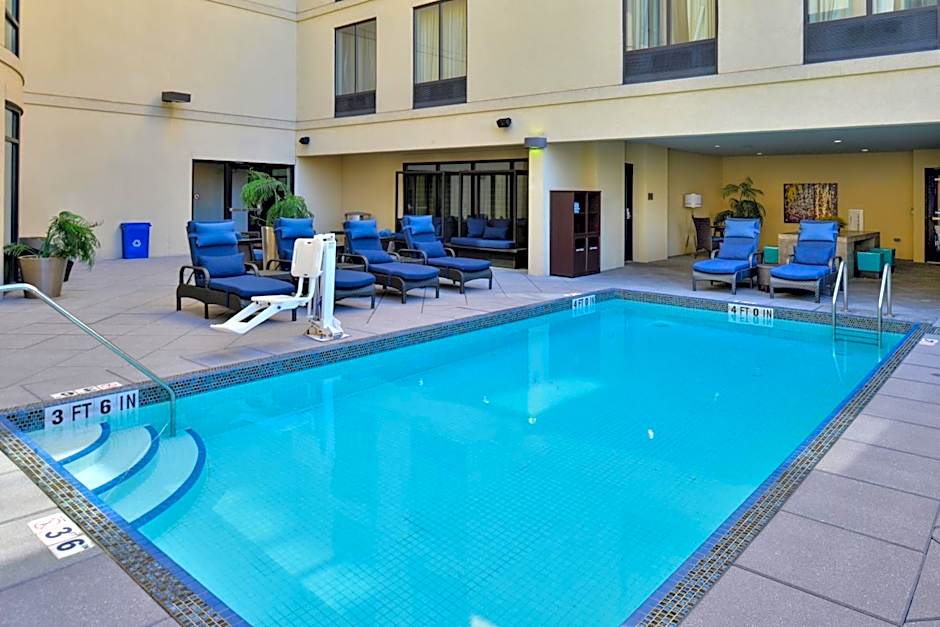 Courtyard by Marriott Wilmington Downtown/Historic District