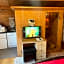 Chalet Superking bed Free Sauna jacuzzi