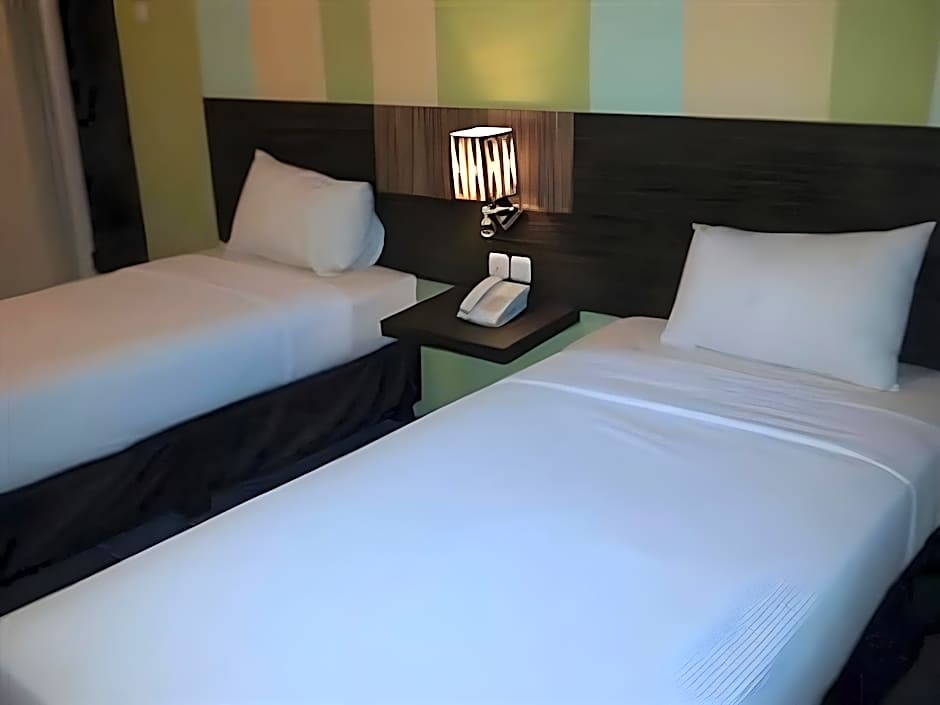 Pose In Hotel Yogyakarta