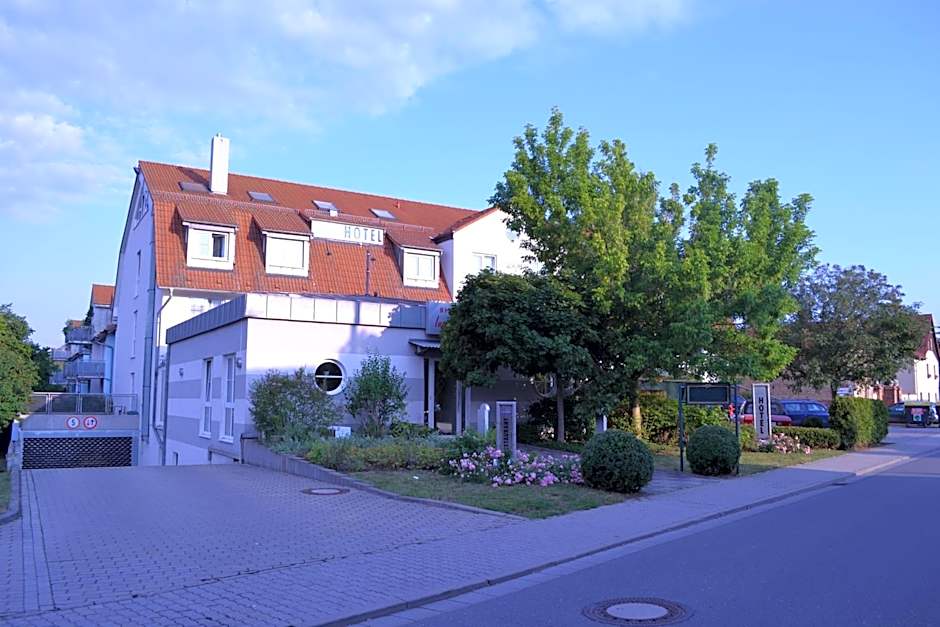 Check Inn Hotel Merseburg