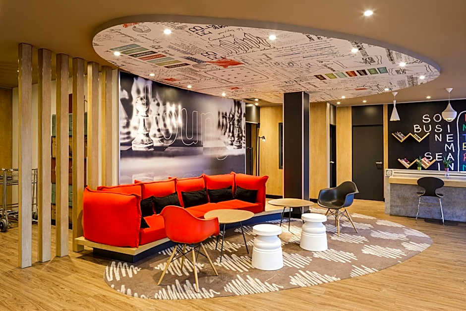Ibis Granada