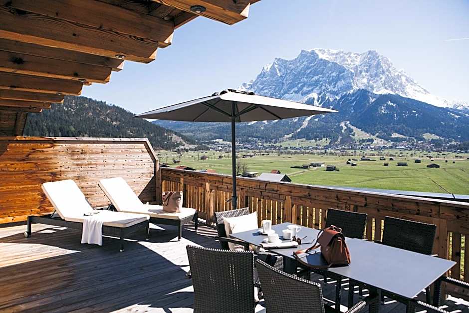 PUR Suites & Chalets