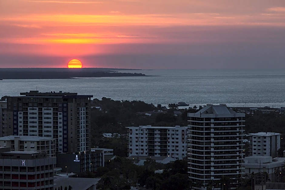 Oaks Darwin Elan Hotel