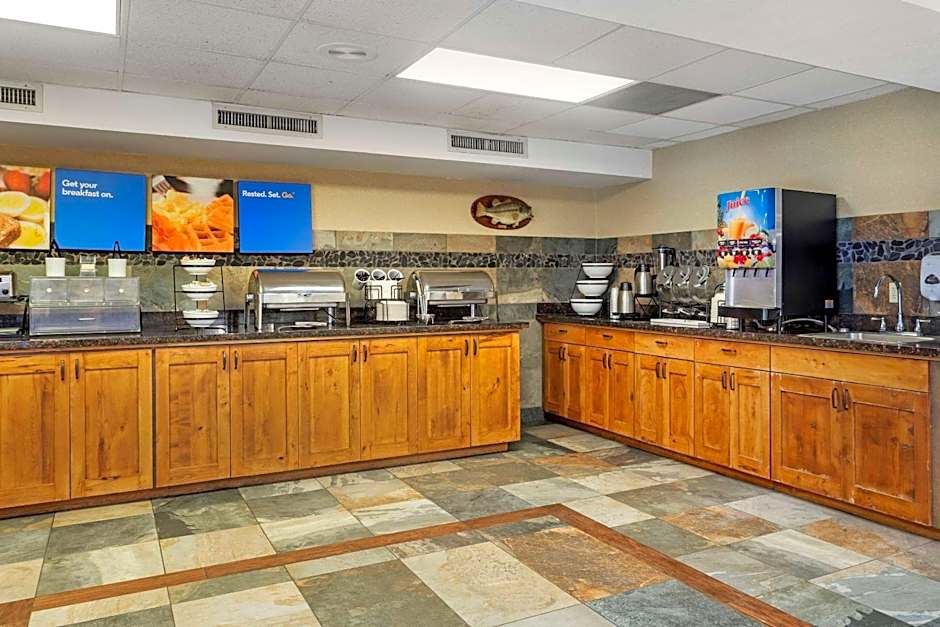 Comfort Inn At Thousand Hills