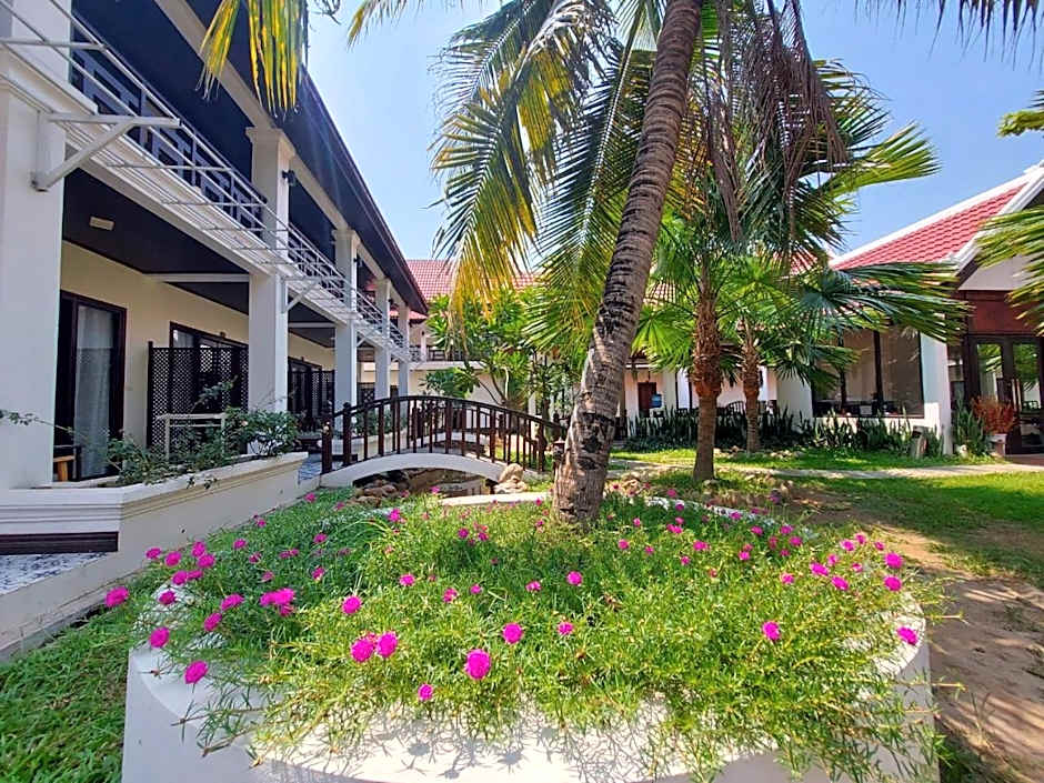 Sunrise Garden House