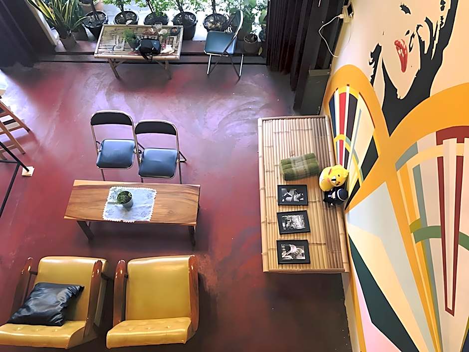 Oldie and Sleepy Hostel